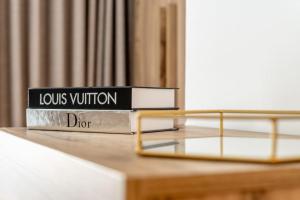 RC Collection - Athena