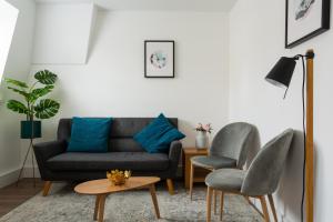 Victoria - Vincent Square by Viridian Apartments