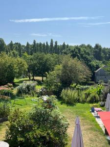Auberges Auberge de la chesnaie : Chambre Double - Vue sur Jardin