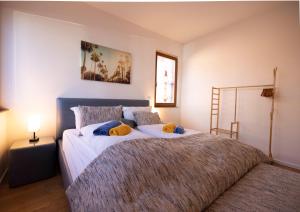 FEWO PARTNERS - Fewo California Dreaming 93 qm mit Garten in Wildau Nähe BER-Airport