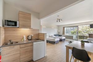 Studio Triple room in Value Stay Residence Mechelen