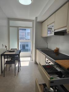 NUEVO Apto cerca de PLAYA y METRO con PARKING PRIVADO