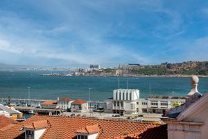 Arriaga River Views II