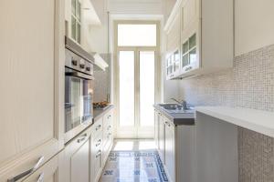 URent - Coppedè Luxury Apartment