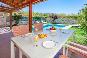 Villa Mandarin Platanias