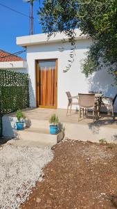 Finnley's Apartment - 3hvězdičkové hotely ve městě Ksamil