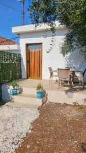 Finnley's Apartment - Butrint