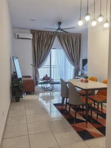 adwaadni guesthouse - 4hvězdičkové hotely ve městě Nilai