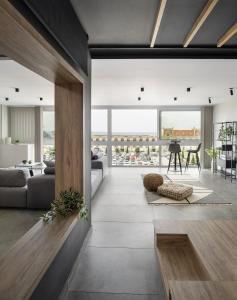 AZ premium suite- 106