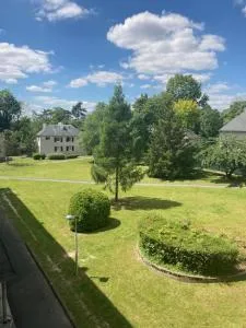 Appartement au calme pour 4 - résidence arborée - Proche Paris 20 min - 德拉韦伊