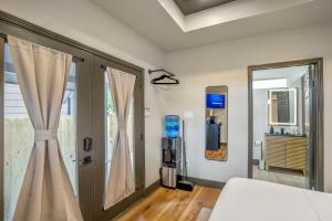 HTX Ultra Hotel Suite #2