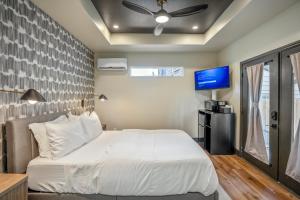 HTX Ultra Hotel Suite #2