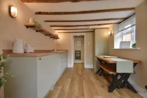 Blossom Lodge - Norton Junction