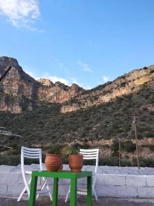 LittleParadise100MFromTheBeach