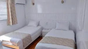 Cinderella Malika - El Bayâdîya