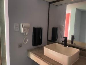 AUTO HOTEl MONTE CARLO