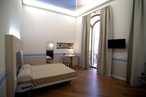Giuliani Rooms