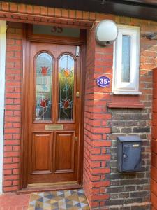 35 Holborn road London E13 8PH Near EXCEL EXHIBITION CENTRE