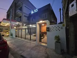 No.10 HOSTEL- Prachuap Khiri Khan - Dohn Hieng