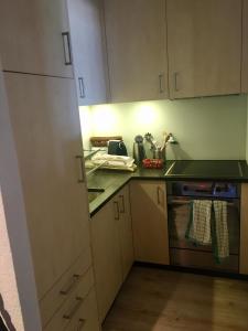 LE TORRENT, duplex au centre, calme avec deux chambres à coucher et terrasse vue montagne pour 4 personnes