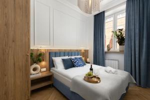 Movo Prestige Old Town Apartment