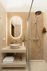 Movo Prestige Old Town Apartment