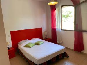 GRANDE VILLA TIZZANO A 200 M DE LA PLAGE 18 PERS