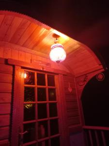 Tentes de luxe La roulotte du petit paradis : photos des chambres