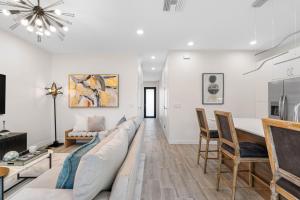 Newly Renovated Tampa Townhouse Prime Location