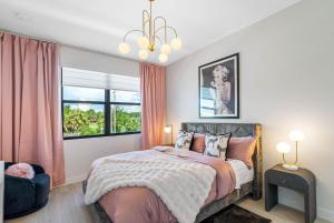 Newly Renovated Tampa Townhouse Prime Location