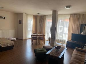 Bansko Royal Towers APARTMENT 738