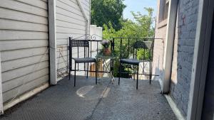 Charming 2nd Fl Retreat, Heart of Capitol Hill