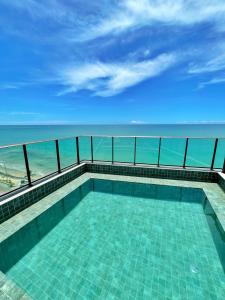 Conforto e luxo a beira-mar de Boa Viagem - W704