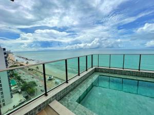 Conforto e luxo a beira-mar de Boa Viagem - W704