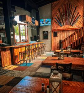 Whitecap Mountains Resort