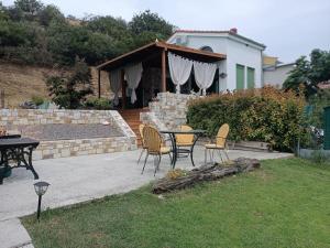 Thalassa Beach front villa - infinite sea view