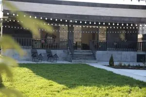 Party house - Byureghavan