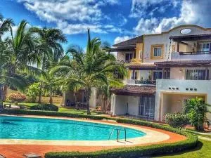 VISTA PISCINA 63 - La Laguna