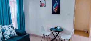 Vees 1br Apartment at Lower Section 58 with Lakeviews