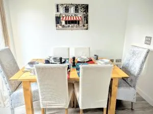 3 bed Home in Peaceful Village Darlington - 米德尔顿万若