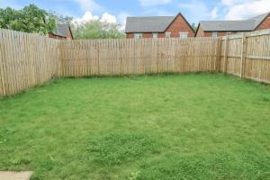 3 bed Home in Peaceful Village Darlington