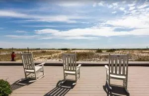 Serene Condo for Cozy Cape Getaway - Truro