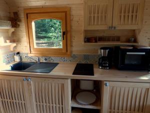 Maisons de vacances Roulotte Les Deux Geais : photos des chambres