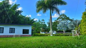 Finca Turística Peñoles - Cerca de Charcos y Cascadas - Finca Rústica en San Carlos, Antioquia