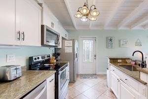 Key Colony Hide Away