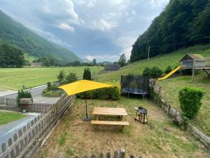 Chalets Chalet L'Arbizon Campan : Chalet