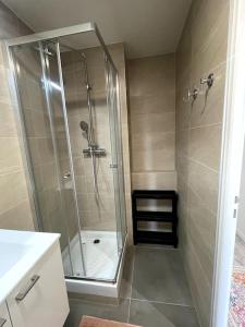 Maisons de vacances Lovely house with free Paris parking Baby friendly : photos des chambres