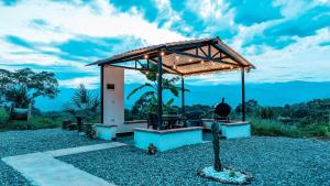 El edén en sopetran con cuarto del amor