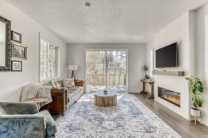 Mt. Hood Escape - Unit A