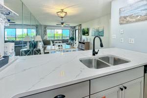 Edgewater Golf Villa #3303